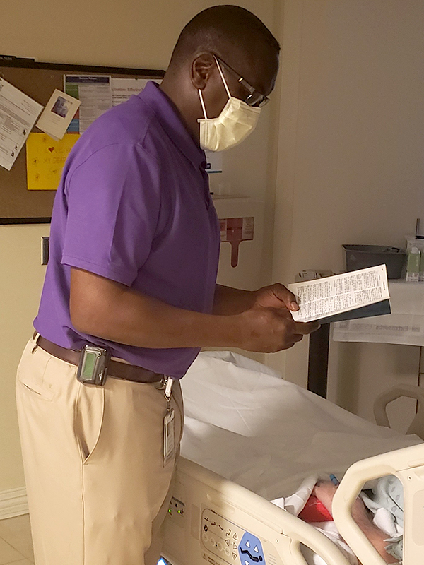 Chaplain Brings Faith to COVID19 Front Lines Bon Secours Blog