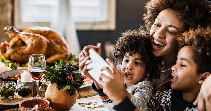 A family celebrating Thanksgiving virtually