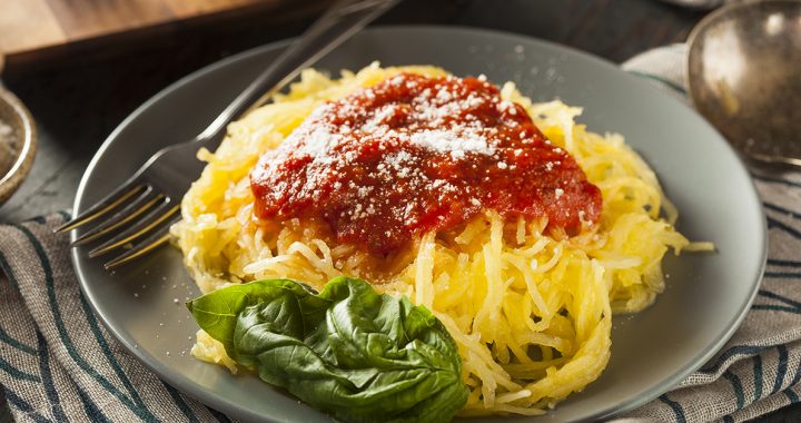 Spaghetti squash with sauce